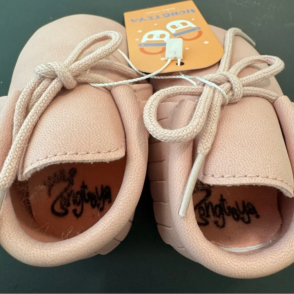 NWT Baby Soft Shoe Moccasins